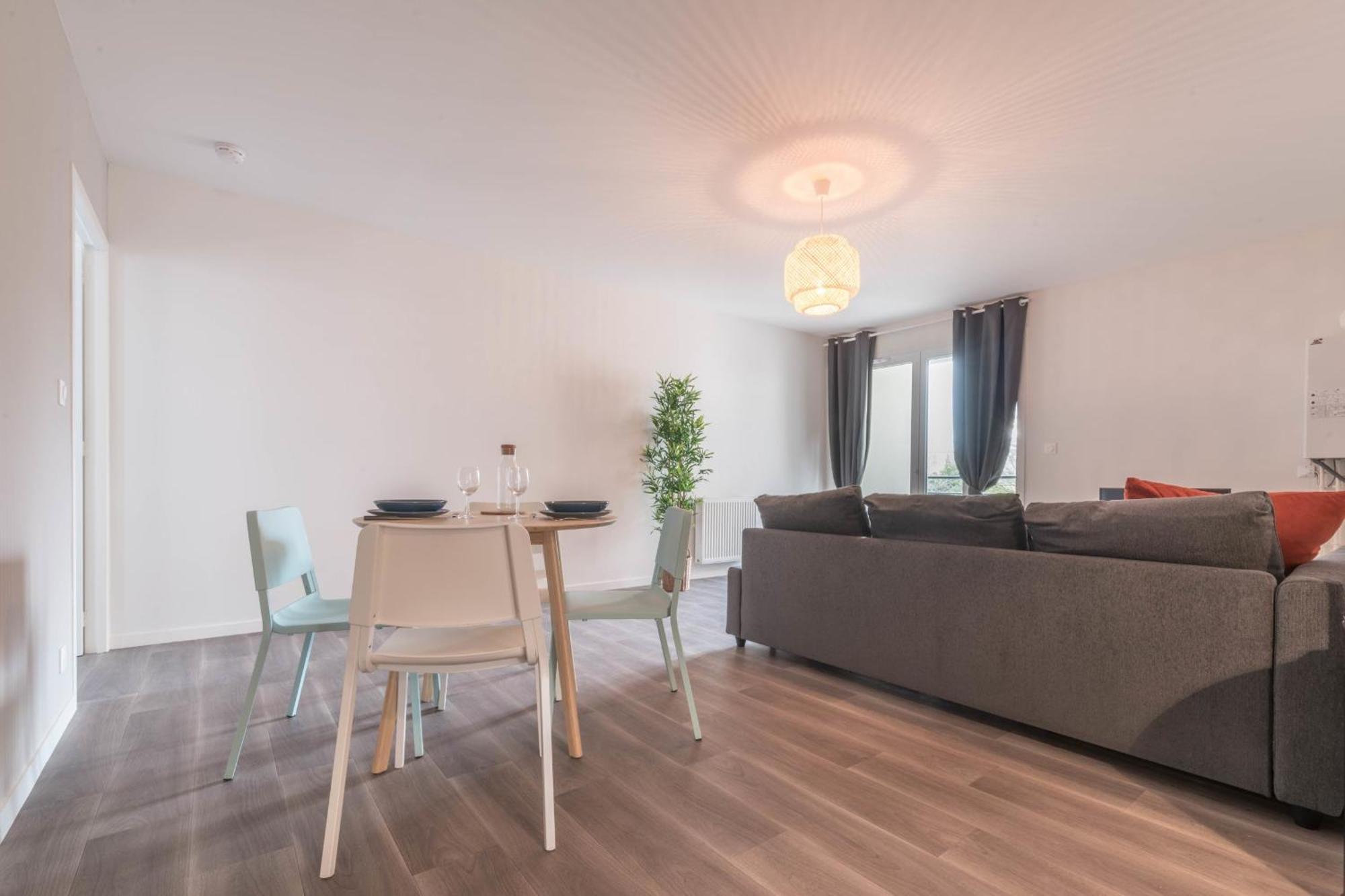Melanie - T2 Proche Gare Apartment Le Mans Exterior photo